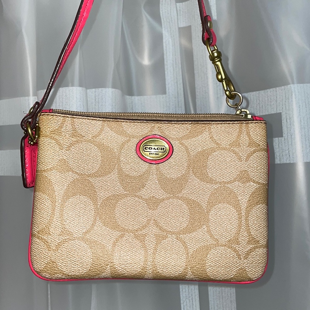Vintage Coach Wristlet / Mini Purse